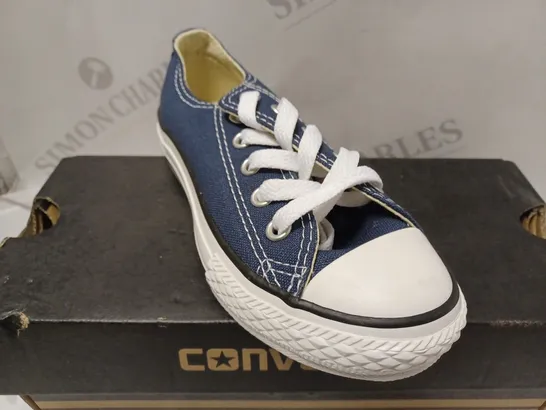 BOXED CONVERSE NAVY LACE UP UK YOUTH 10