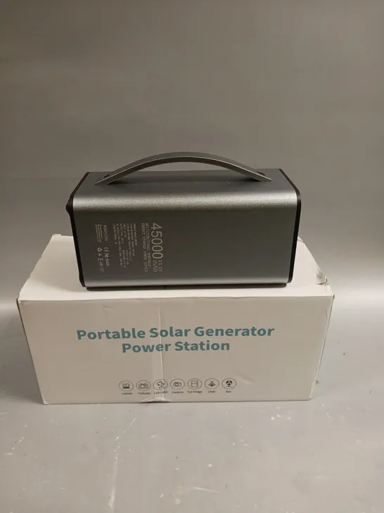 BOXED PORTABLE SOLAR GENERATOR POWER STATION 