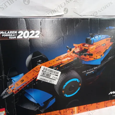 LEGO TECHNIC MCLAREN FORMULA 1 RACE CAR (42141)