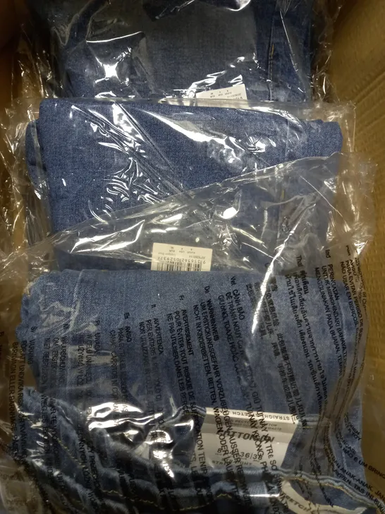 BOX OF APPROX 5 BRAND NEW COTTON:ON STRAIGHT STRETCH JEANS - COOGEE BLUE SIZE AUS 8