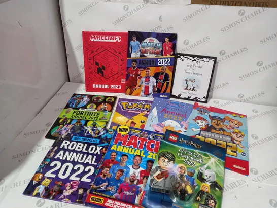 BOX OF APPROXIMATELY 10 ASSORTED ANNUALS INCLUDING MATCH ATTACK 2022, ROBLOX 2022 AND POKEMON 2022