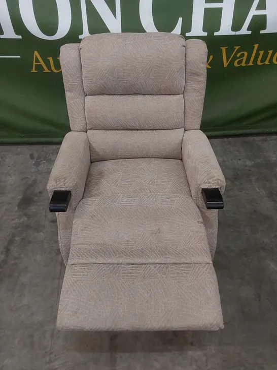 FREUDBERG ELECTRIC LIFT ASSIST RECLINER 