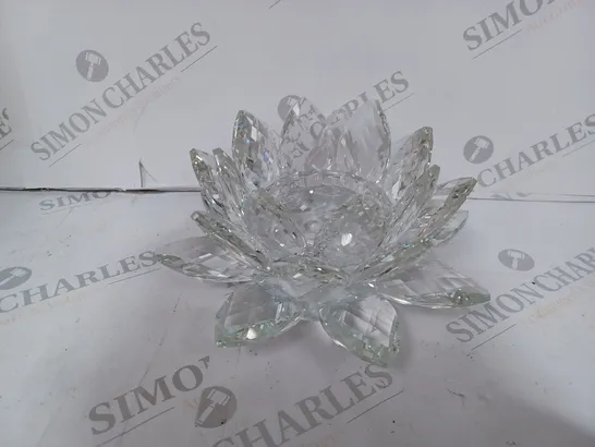 JULIAN MCDONALD LOTUS CANDLE HOLDER - CLEAR