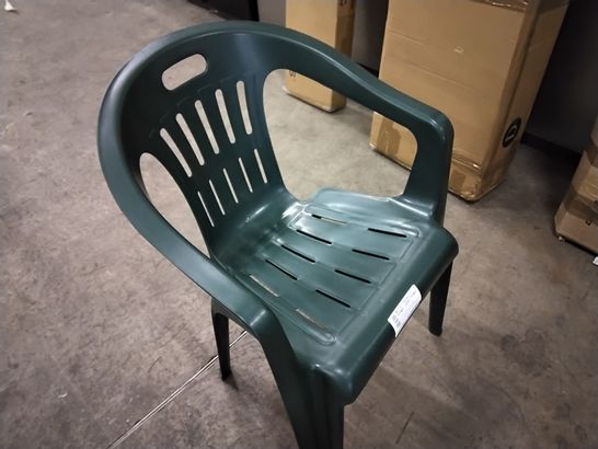 GREEN PLASTIC STACKING PATIO CHAIR