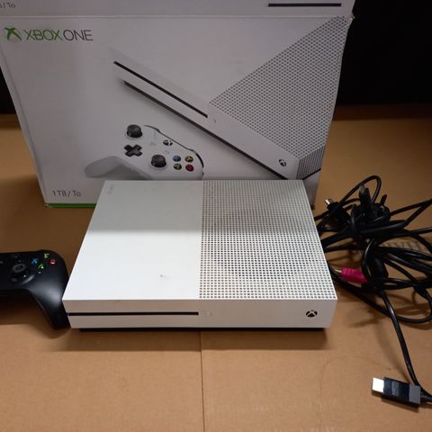 BOXED XBOX ONE 1TB CONSOLE