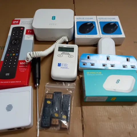 LOT OF ASSORTED TECH ITEMS TO INCLUDE ONE FOR ALL REMOTE, SANDISK CONNECT WIRELESS STICK AND REFRENCE THERMOMETER
