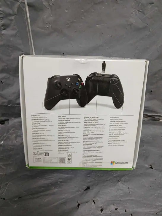 XBOX WIRELESS CONTROLLER WITH USB-C CABLE - CARBON BLACK RRP £49.99