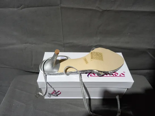 APPROXIMATELY 24 BOXED PAIRS OF LAVANDA STRAP SANDALS IN SILVER VARIOUS SIZES TO INCLUDE SIZES 37, 38, 39