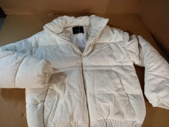 BERSHKA WHITE CORDED PADDED COAT - EUR M