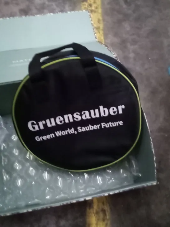 BOXED GRUEN SAUBER ELECTRIC CAR CHARGER LEAD