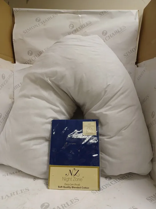 V-SHAPE PILLOW INNER AND PILLOWCASE.