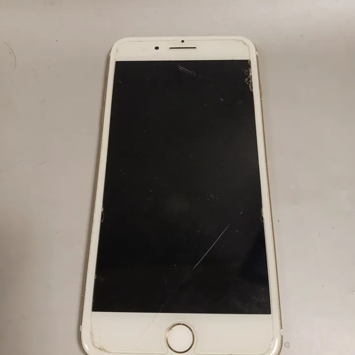 APPLE IPHONE 7 PLUS A1784 4699238-Simon Charles Auctioneers