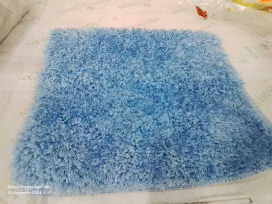 BRAND NEW PACO HOME 815 SIERRA BLUE 40X55CM BATH MAT