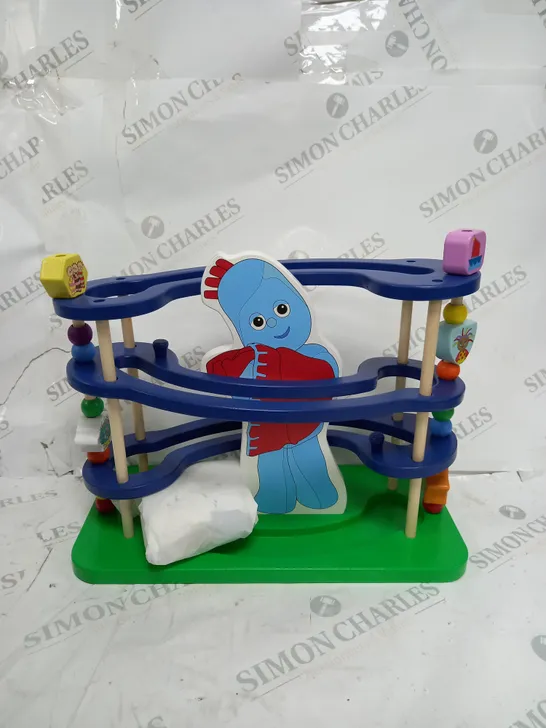 IN THE NIGHT GARDEN BALL RUNNER PLAYSET RRP £22.99