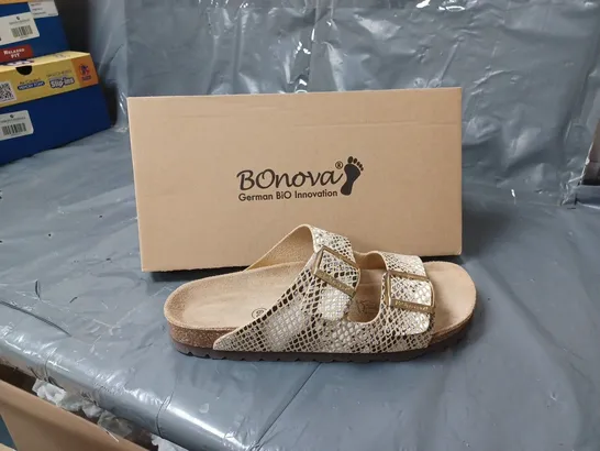 BOXED PAIR OF BONOVA SANDALS SNAKE SKIN PRINT DESIGN SIZE 6 UK