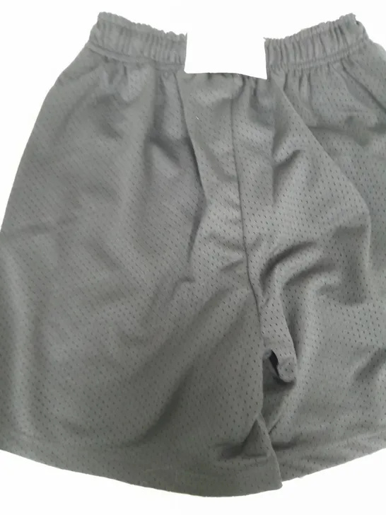 CERNUCCI BLACK SHORTS - SIZE MEDIUM