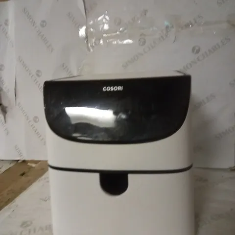 COSORI AIR FRYER 1700W MAX XXL 5.5L DIGITAL TOUCHSCREEN - WHITE