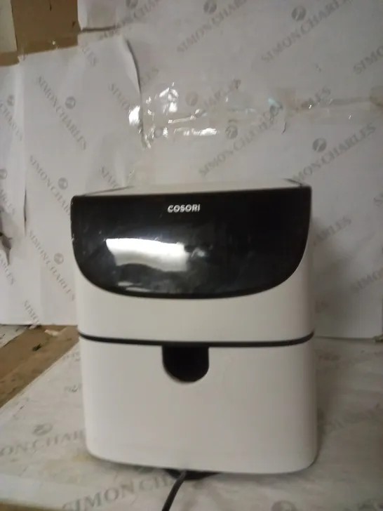 COSORI AIR FRYER 1700W MAX XXL 5.5L DIGITAL TOUCHSCREEN - WHITE