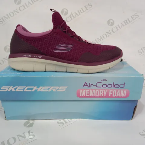 BOXED PAIR OF SKECHERS AIR-COOLED MEMORY FOAM SHOES IN RASPBERRY UK SIZE 3