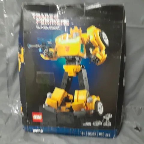 BOXED LEGO TRANSFORMERS BUMBLEBEE SET - 10338