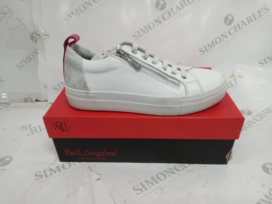 BOXED RUTH LANGFORD ZIP TRAINER SIZE 5