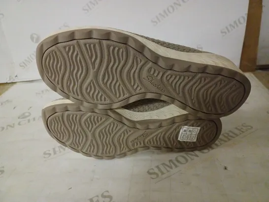 SKECHERS UP-LIFTED MARY JANE SHOES, TAUPE, UK 3