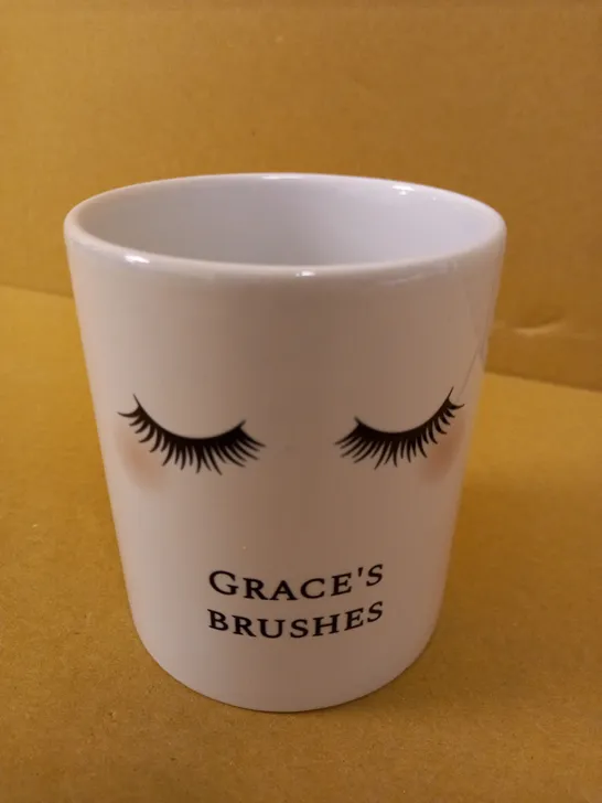 PERSONALISED EYELASHES CERAMIC STORAGE POT  RRP £17.99