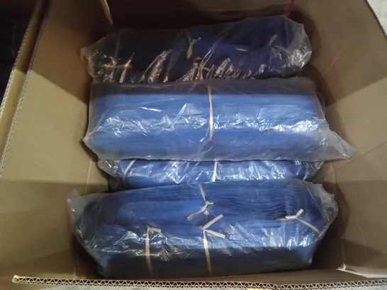 BOX CONTAINING APPROXIMATELY 19 W5RB #5 ROYAL BLUE ZIPS 200M