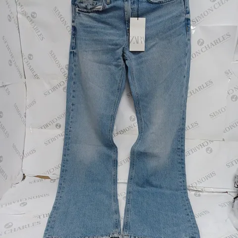 BLUE ZARA DENIM JEANS SIZE 34