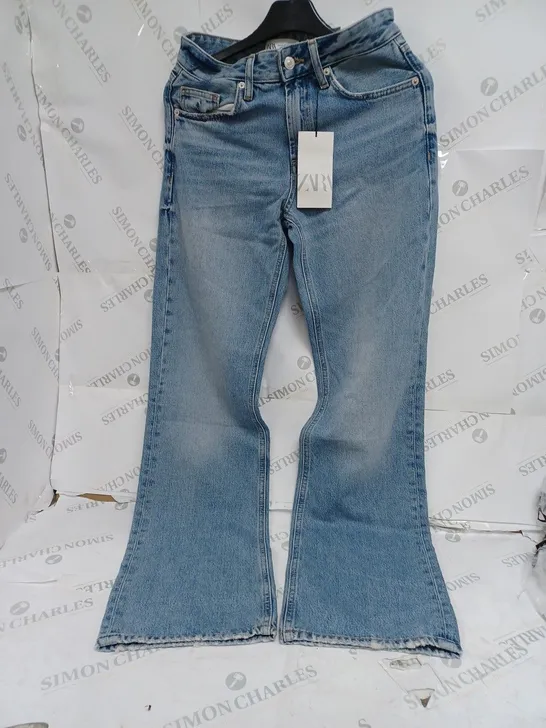 BLUE ZARA DENIM JEANS SIZE 34