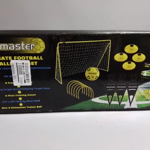 KICKMASTER ULTIMATE FOOTBALL CHALLENGE SET 