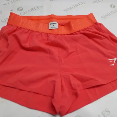 GYMSHARK ORANGE TRAINING SHORTS - M