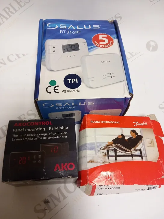 3 ASSORTED PRODUCTS TO INCLUDE; SALUS RT310RF, AKO CONTROL PANEL MOUNTING PANELABLE AND DANFUS ROOM THERMOSTAT