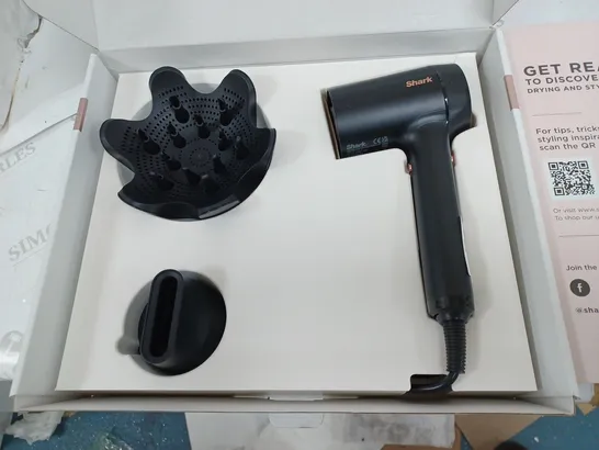 BOXED SHARK STYLE IQ IONIC HAIR DRYER & STYLER