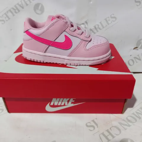 BOXED PAIR OF NIKE DUNK LOW CHILDREN'S SHOES IN PINK UK SIZE 6.5