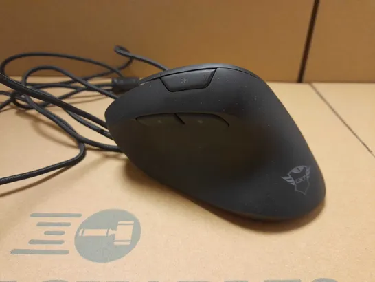 TRUST GAMING GXT 144 REXX VERTICAL ERGONOMIC GAMING MOUSE