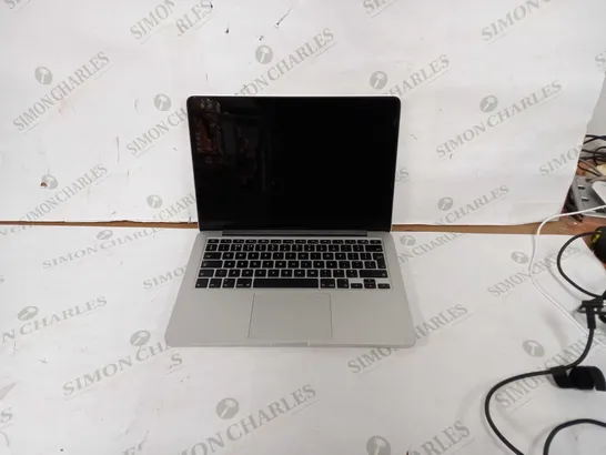 APPLE MACBOOK PRO MODEL A1502