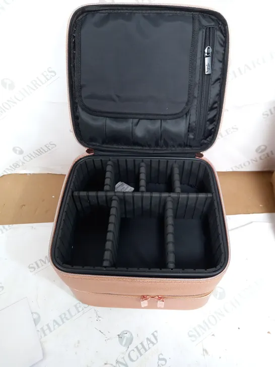 TILI MAKE-UP ORGANISER VANITY CASE WITH ADJUSTABLE COMPARTMENTS 