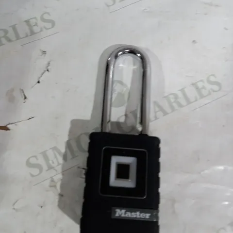 MASTER LOCK OUTDOOR BIOMETRIC SECURITY PADLOCK 