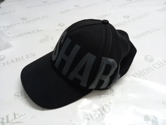 GYMSHARK BLACK BASEBALL CAP - OS