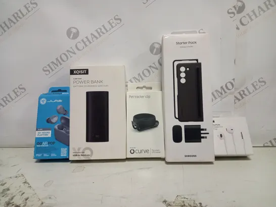 BOX OF APPROX 15 ASSORTED ITEMS TO INCLUDE - JLAB GOAIRPOP EARPHONES - XQISIT POWER BANK - PET TRACKER CLIP ETC