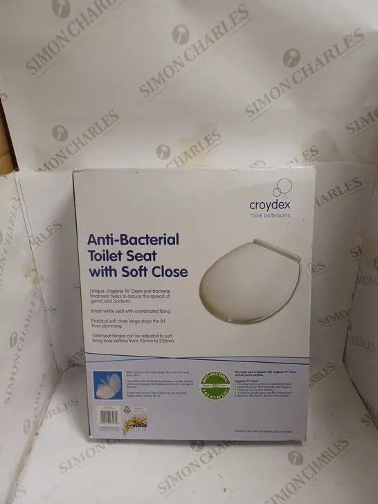 ANTI-BACTERIAL TOILET SEAT WITH SOFT CLOSE 