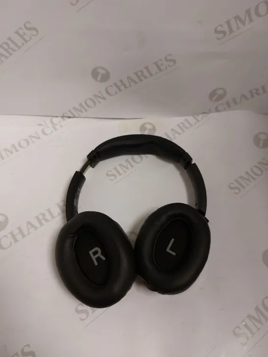 WIRELESS NOISE CANCELLING HEADPHONES