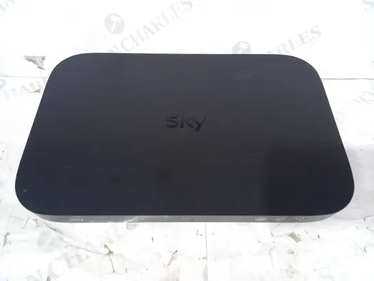 SKY ES340D9 Q BOX