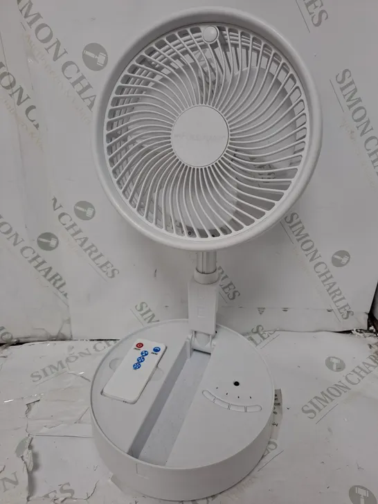 BELL & HOWELL OSCILLATING FOLDING RECHARGEABLE FAN IN WHITE