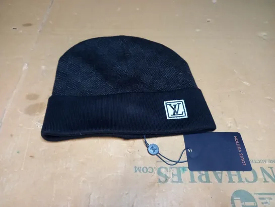 LOUIS VUITTON BEANIE HAT - BLACK