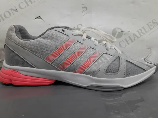 PAIR OF ADIDAS TRAINERS IN GREY/PINK UK SIZE 8