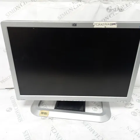HP RB145A LCD MONITOR WITH STAND