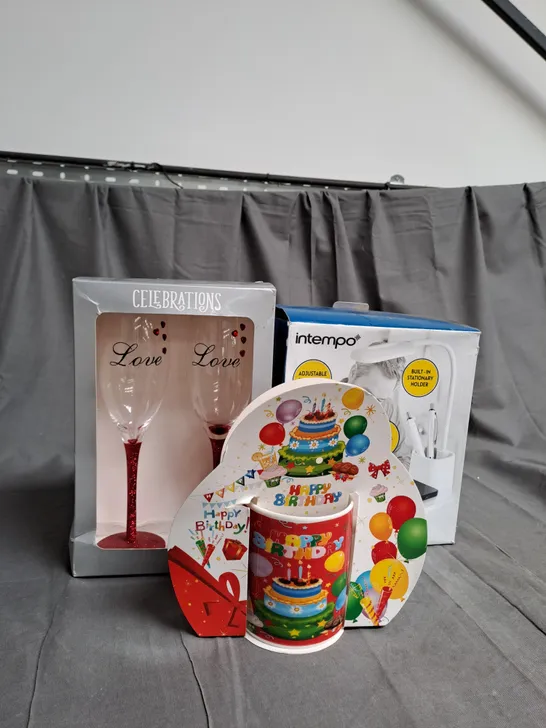 BOX OF ASSORTED HOUSEHOLD ITEMS TOO INCLUDE MUGS , WINE GLASSES AND LAMPS 