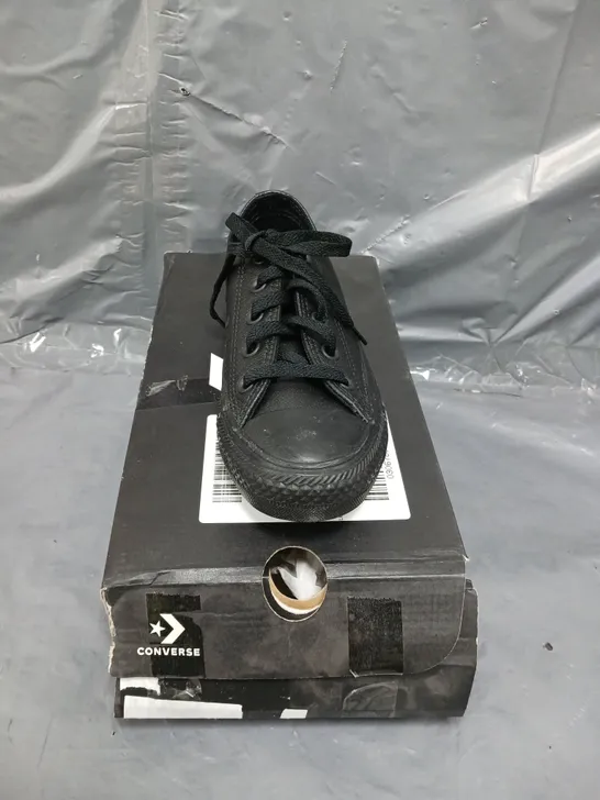 CONVERSE LEATHER OX TRAINERS - BLACK RRP £70